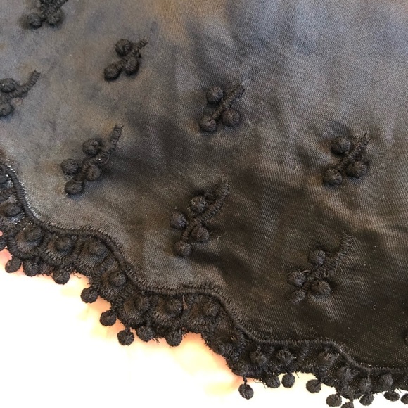 NWT, Zara Embroidered Shorts, Satin Effect, Extra Large - Picture 3 of 6